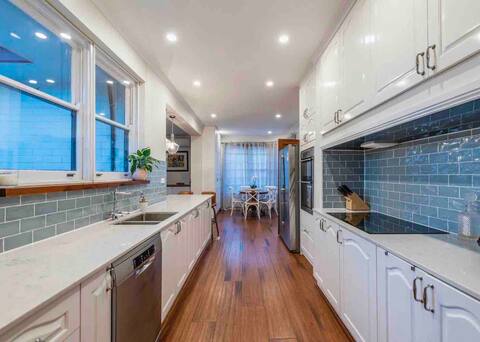 6 BR Character home Griffith/Manuka