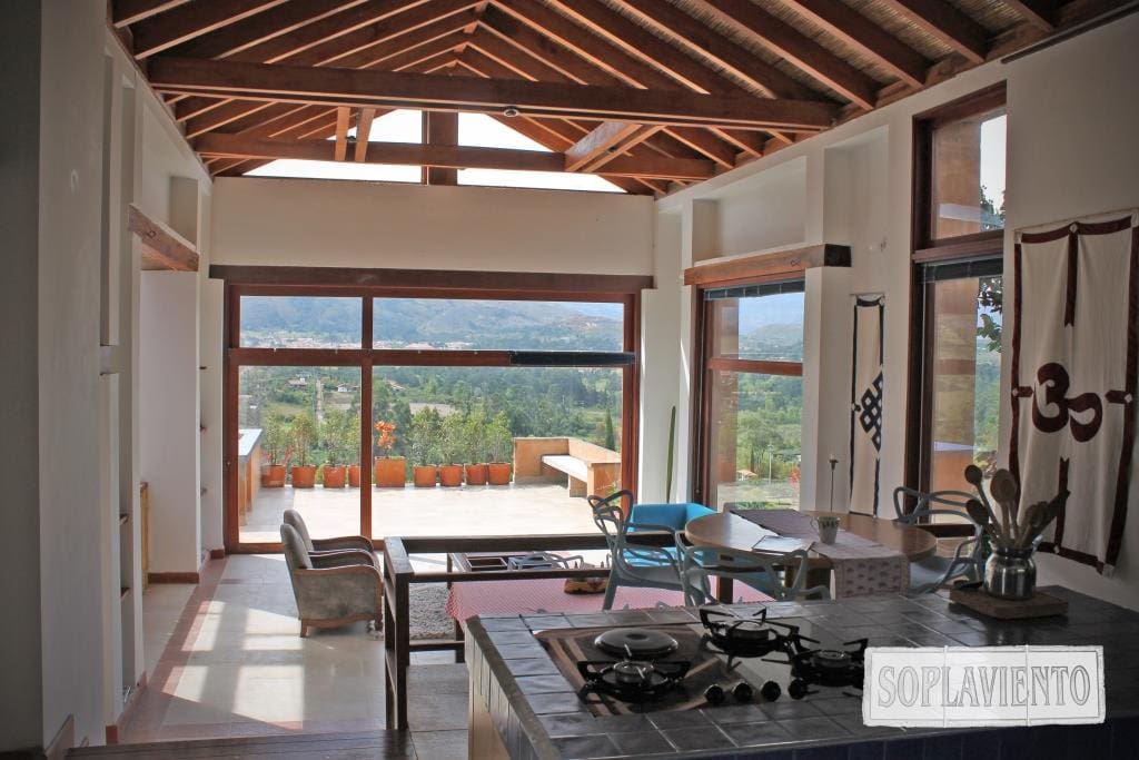 Use the kitchen enjoying this beautiful view