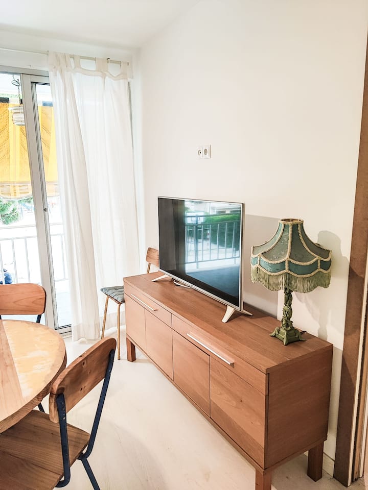 Tinny Vintage Apartment & Pool - Cambrils