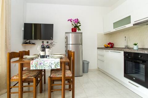 Successful Airbnb property: Apartments Jakov in Općina Pakoštane