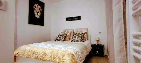 Cozy 2P. close to downtown, fully equipped