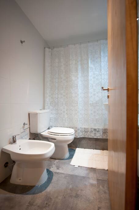 Baño completo.