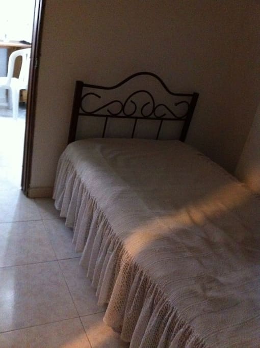 Cuarto privado con baño interno