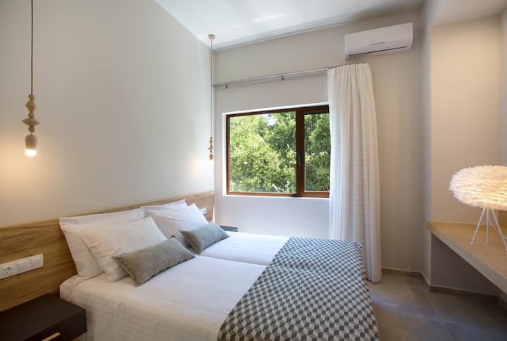 Druga spavaća soba s bračnim krevetom!