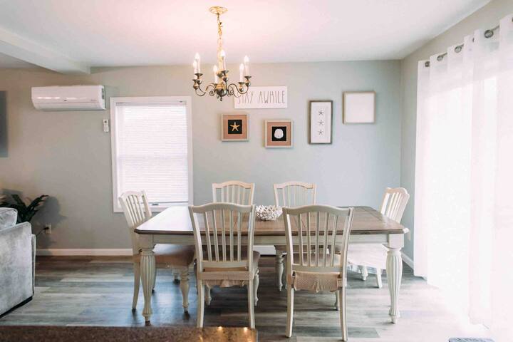 Oceanside 4BR Escape gallery image 4