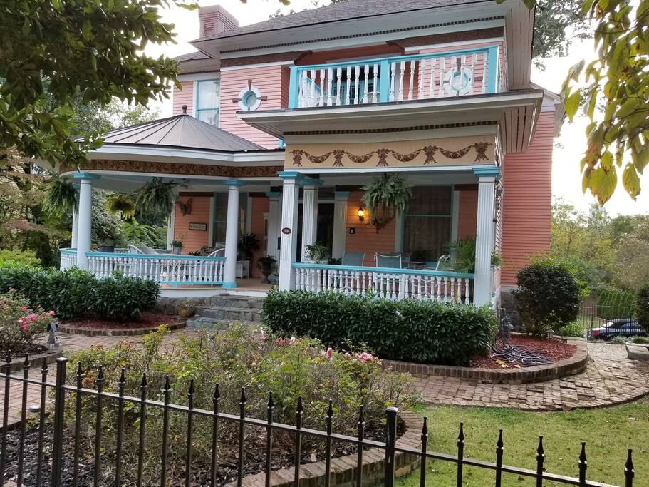 The Peach House B&B