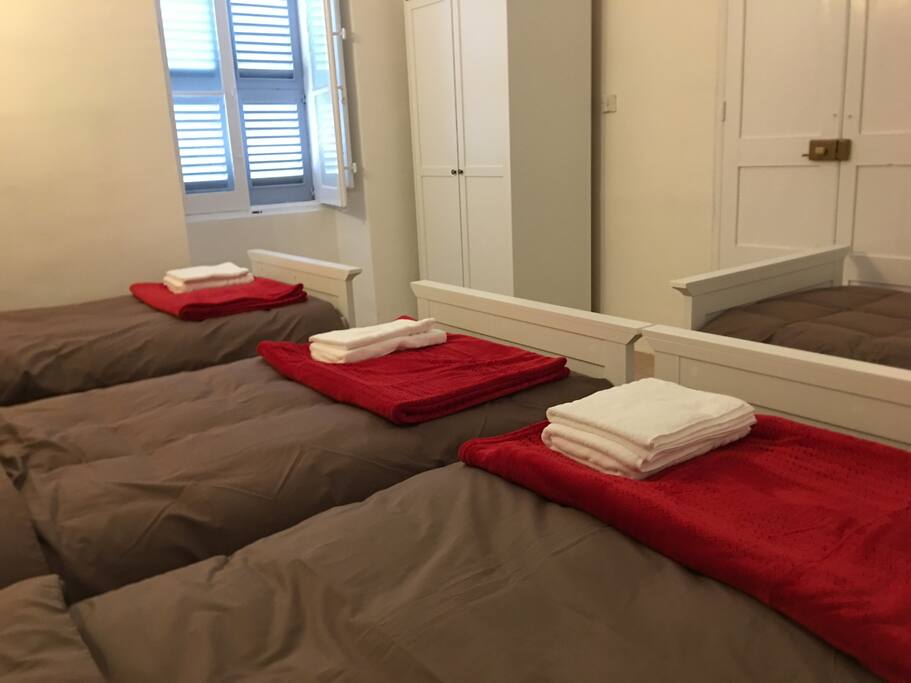 SAMPLE BEDROOM