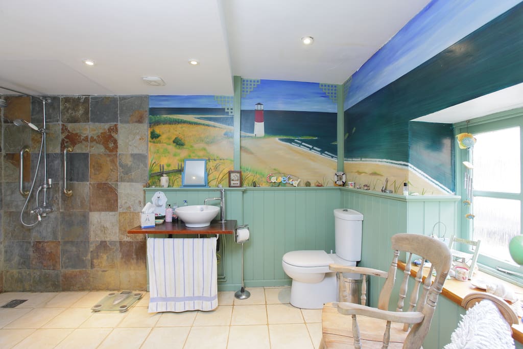 Shared Bathroom with one other room