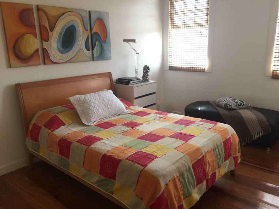 quarto de casal até 3 hospedes com colchão de solteiro extra