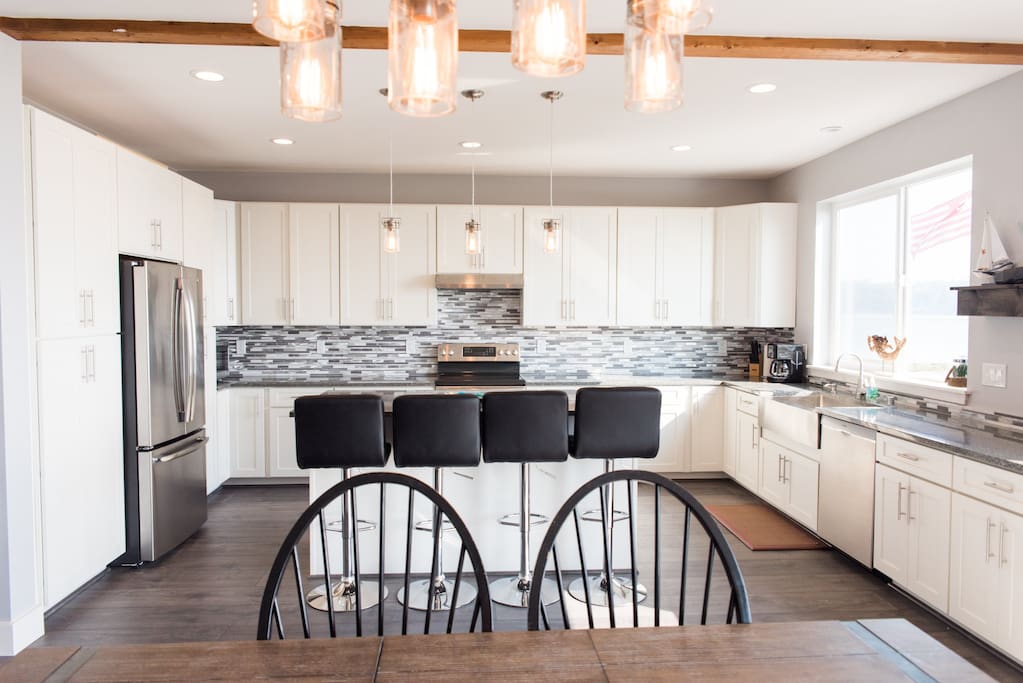 Brand new, beautiful modern kitchen; Full-size fridge and all the counter and cabinet space you could ever want with a view!
