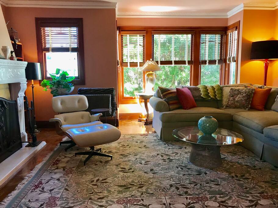Comfy Living Room with Smart TV and Fireplace
