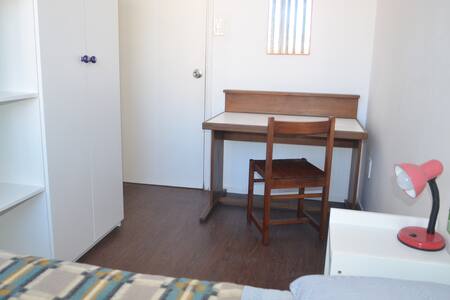 Bedroom for student - Plenty of natural light