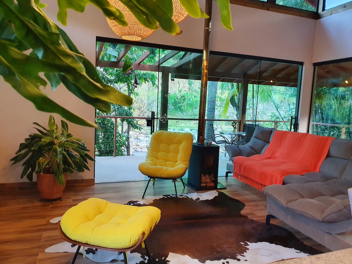 Top Airbnb: Parador da Preguiça - Facing the river em Santo Amaro Da Imperatriz