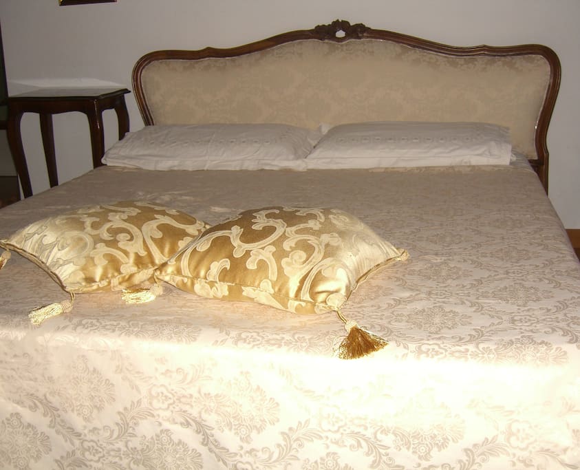 Double bed