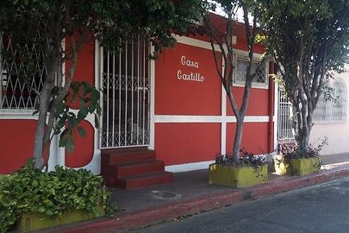 Hostal Casa de Huésped Castillo.