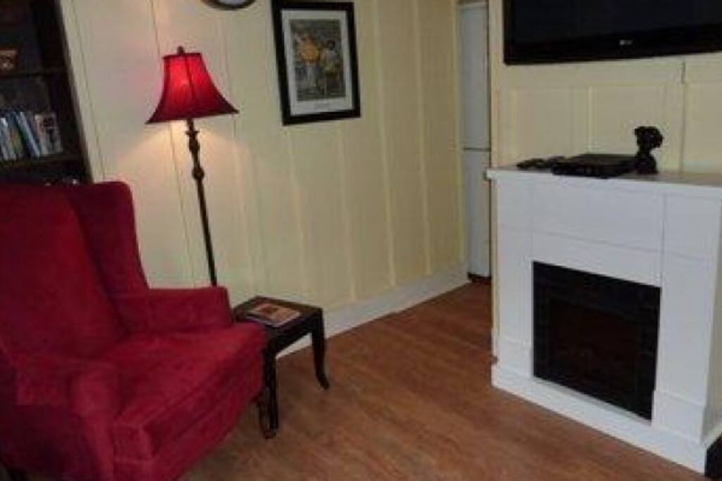 Sitting area.