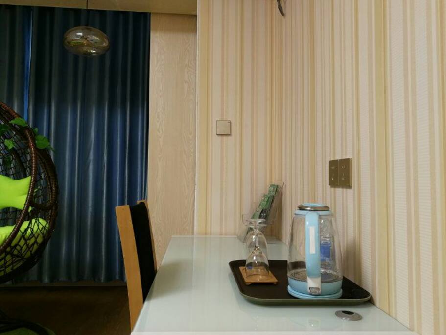 此房型有多套,因拍摄存在角度、光线等差异,实际入住可能与图片略有不同,最终以实际入住的房屋状态为准。