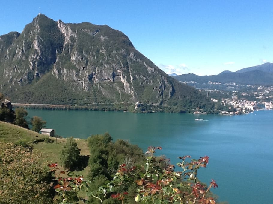 Aussicht auf See und Monte San Salvatore