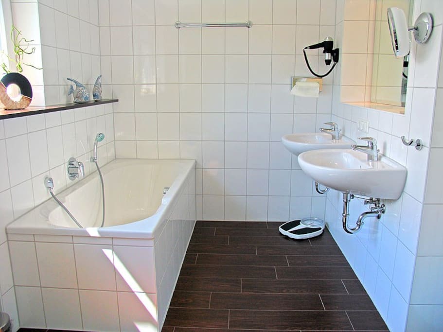 Badezimmer 2