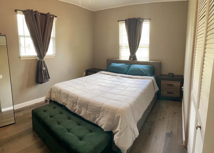 Dhomë gjumi Queens Size