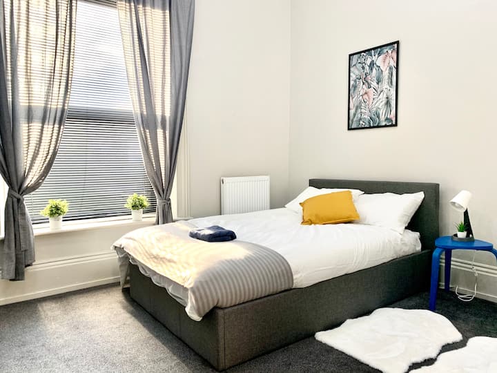 Wakefield Holiday Rentals & Homes England, United Kingdom Airbnb