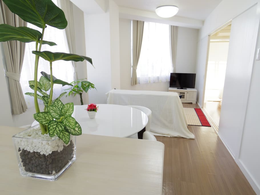 Kitchen → Living