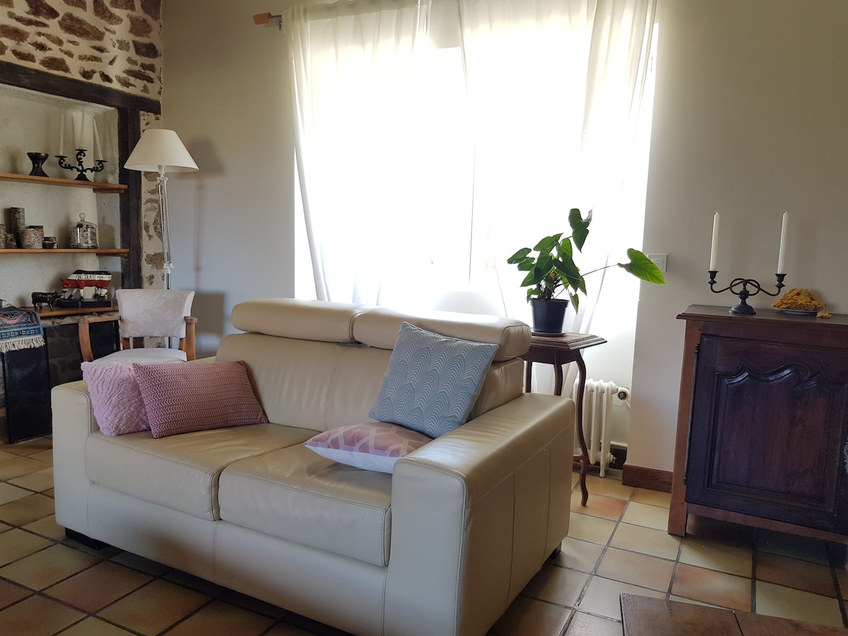 Top Airbnb: Chez Minétou – Country house à Diocèse De Limoges