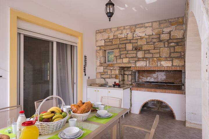 Magnifique villa en Crète avec piscine vue mer gallery image 3