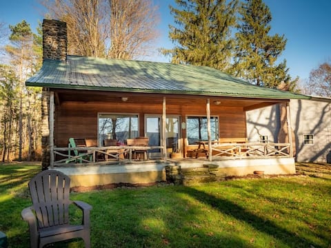 Lakefront, family friendly home -Baseball campers!