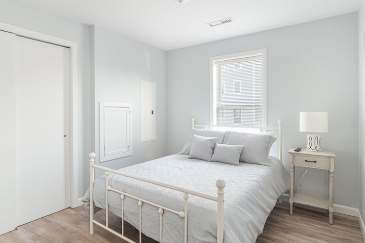 Bedroom #3, Full Bed