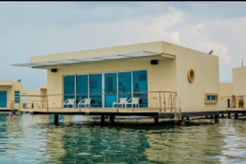 House in water-in 1 line-90mtsMarina Puerto Velero