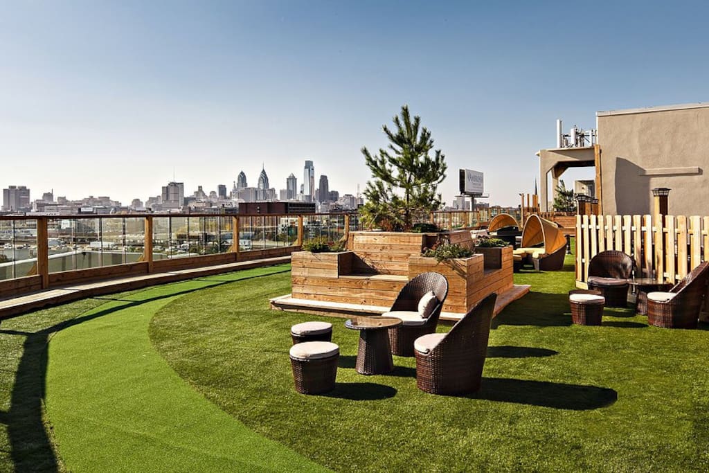 Rooftop common area