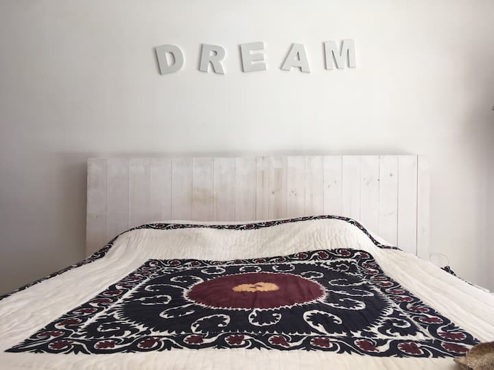 غرفة النوم 1