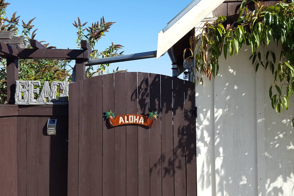 Welcome and aloha!