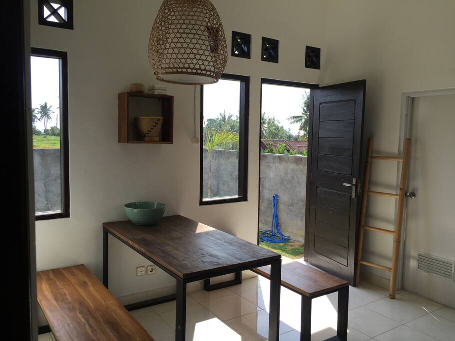 Dinning table