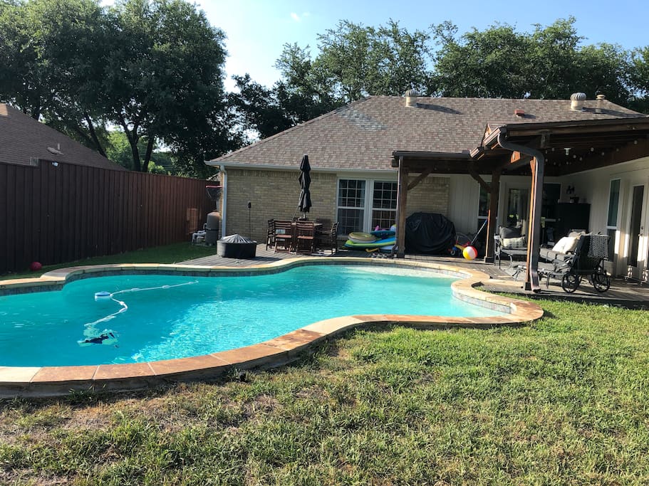 Pool!