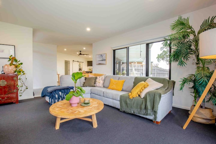 Infinity Views On The Lakes - Luxury Family Home - Bairnsdale