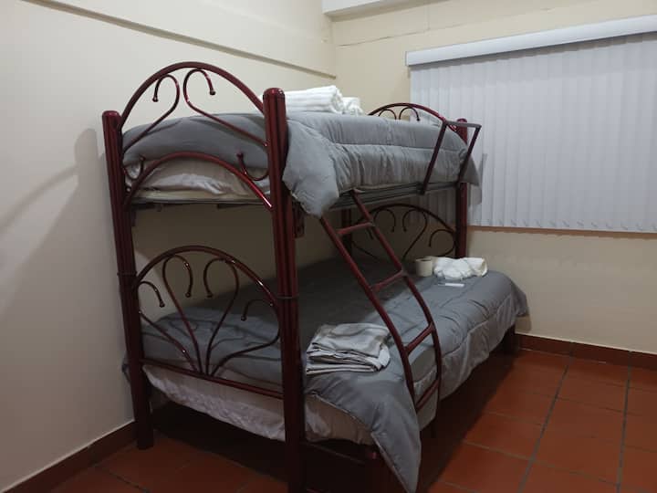 غرفة النوم 2