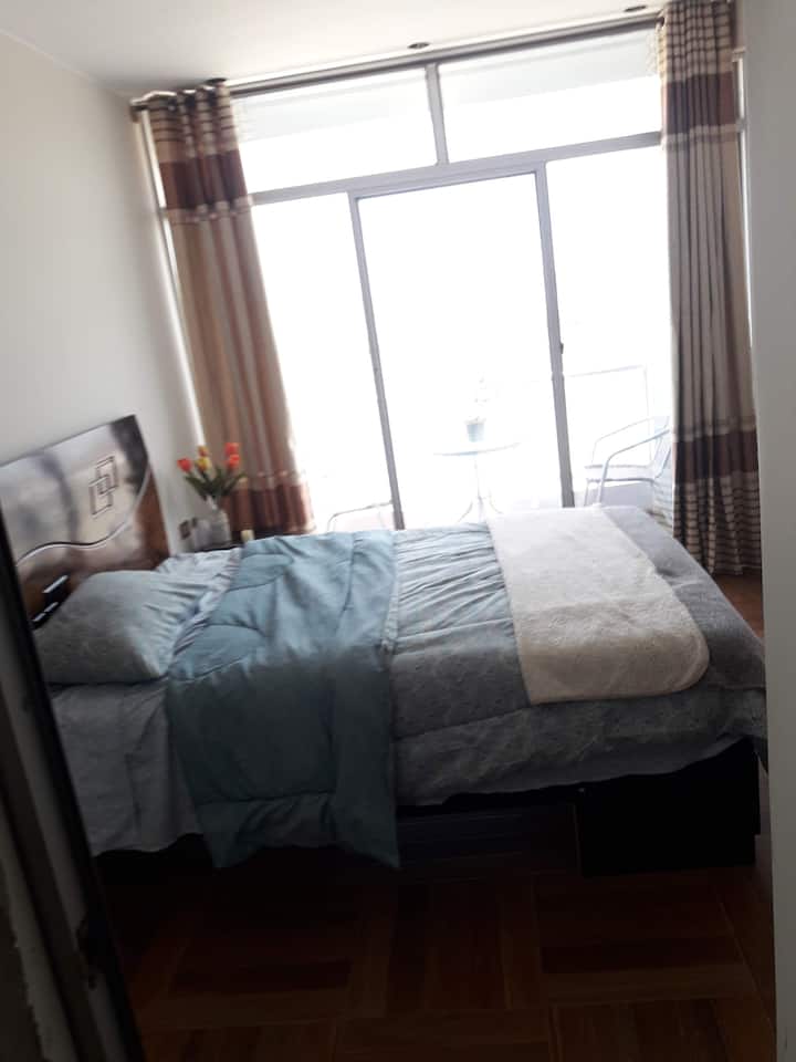 Საძინებლები საკუთარი სააბაზანოთი