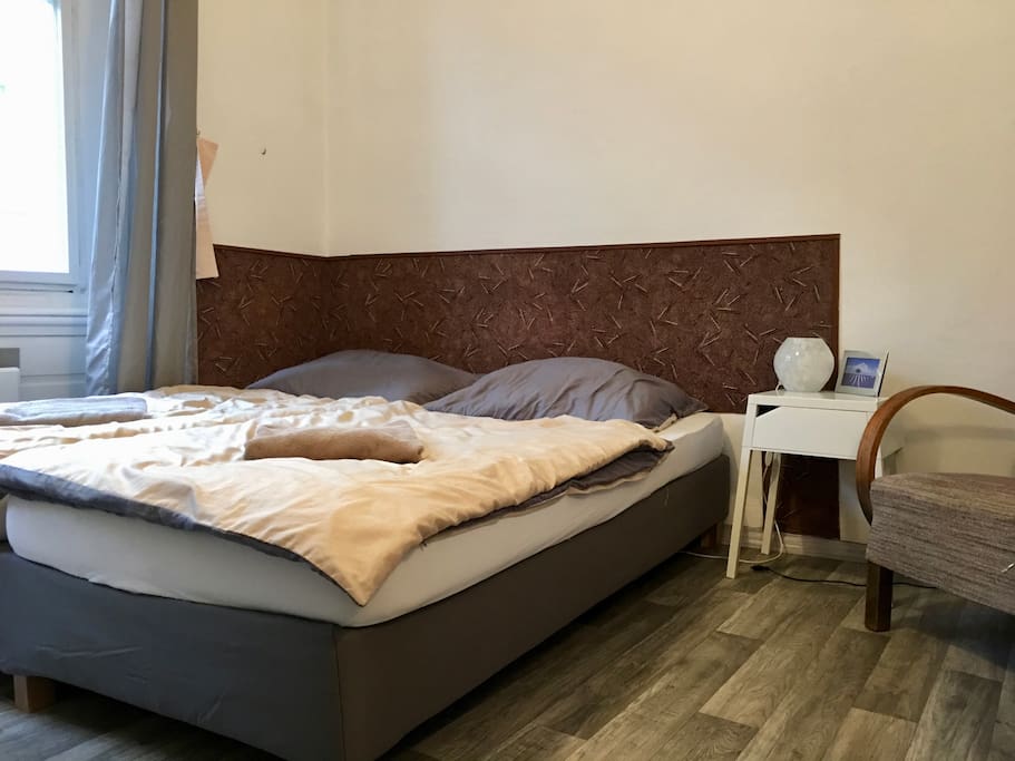 Queen bed can be also converted to two single beds