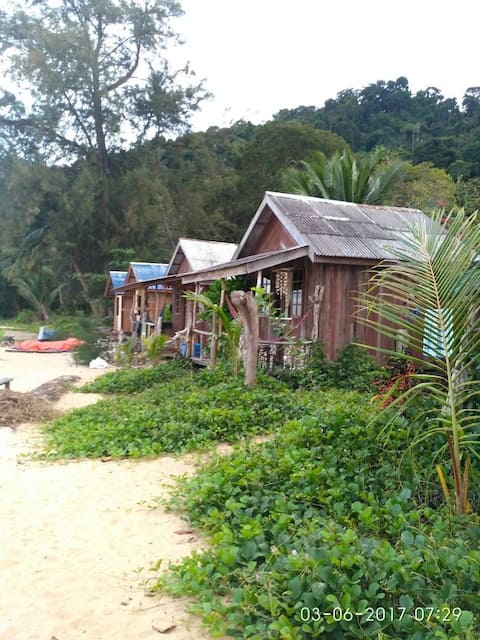 The Nipah Chalet Beach Front 3