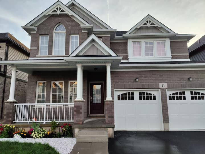 Lovely 1 bedroom in a shared basement apartment Casa particulars