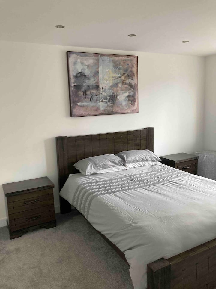 Lovely 2 Bed Executive Flat In South  Glasgow - Glasgow