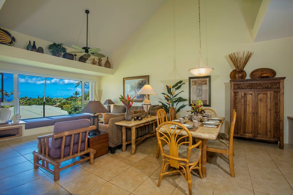 Beautiful interior with updated furnishings!