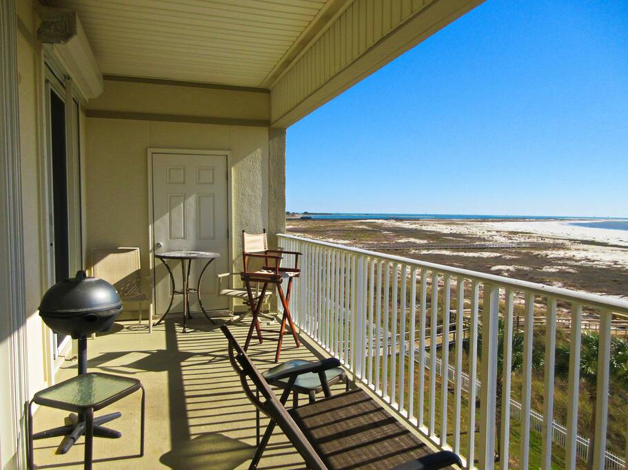 The Inn 411-Balcony