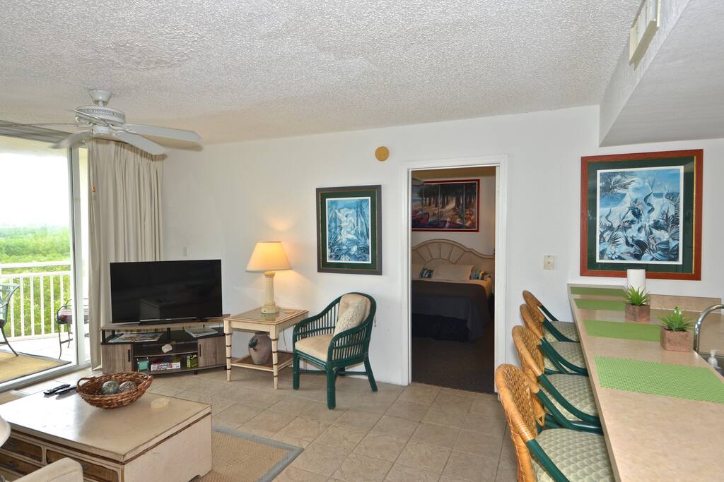 Living room connected space