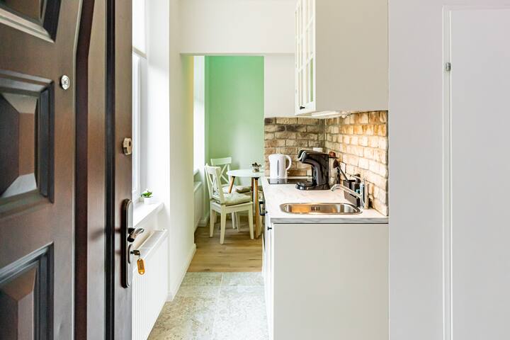 Libra Boutique Vienna Apartment 9-10 gallery image 2