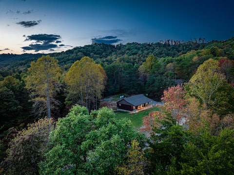 Forest Gap - Pizza oven, hot tub, EV charger