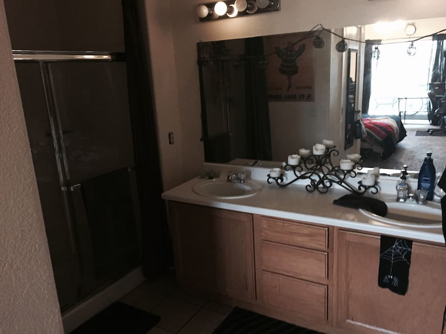 Master bath with amenities