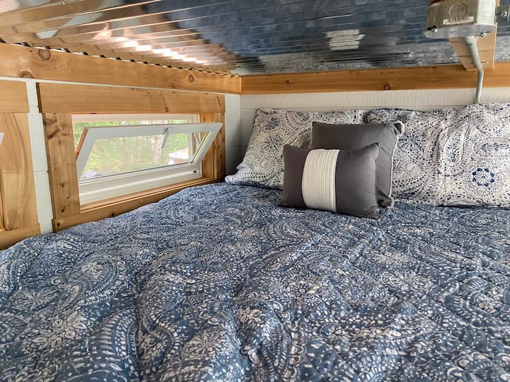 Loft queen bed, sleeps 2.